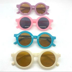 Toddler sunglasses. Unisex. Bundle of 4.